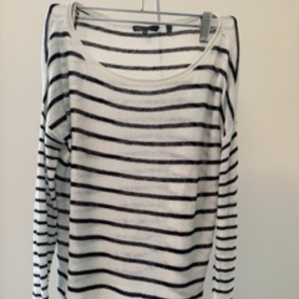 VINCE Linen Striped Scoop Neck Sweater